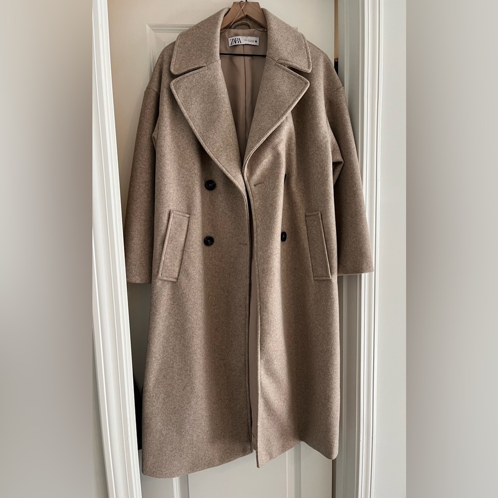 ZARA OVERSIZED COAT SPECIAL EDITION